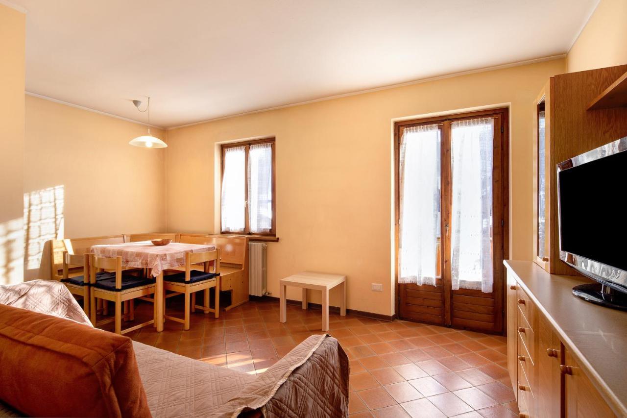Chalet Meridiana Appartamento 3 Livigno Exterior photo